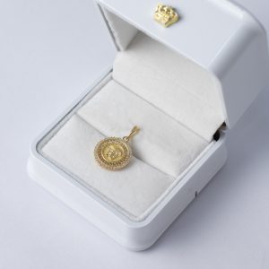 Dije Versace 2.13grs / Oro Amarillo 18K